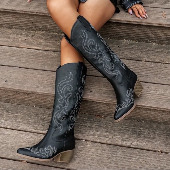 ✨ Chic Black Cowboy Boots Embroidered Cowgirl Boots Knee-High Western Boots - Picture 2 of 4